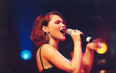 ../Images/kru_web003400.jpg