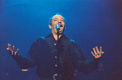 ../Images/kru_web005400.jpg